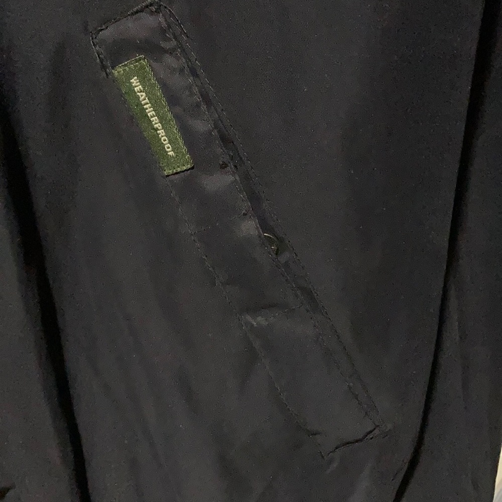 Weatherproof light jacket - Picture 3 of 5